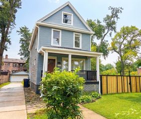 1837 W  104th St, Chicago, IL 60643