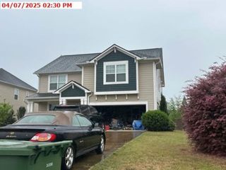 724 Glenville Lake Dr, Fuquay Varina, NC 27526