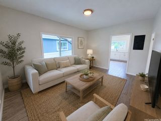 94-111 Pahu St #C, Waipahu, HI 96797