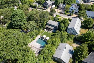 56 Pinehurst Rd, Edgartown, MA 02539