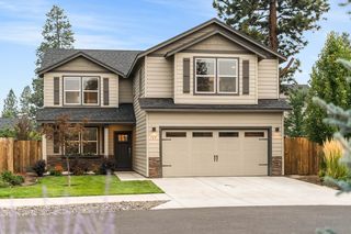 729 N  Roundhouse Ct, Sisters, OR 97759