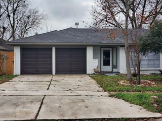 12123 Sea Shore Dr, Houston, TX 77072