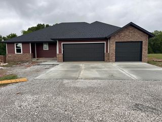 2038 Hwy M, Nixa, MO 65714