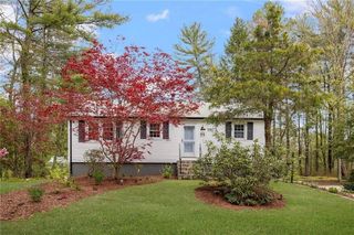 11 Laurel Dr, Glocester, RI 02814