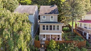 427 E  Railroad St, Nesquehoning, PA 18240