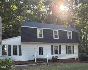 1608 Canterbury Road, Greenville, NC 27858