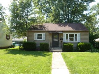 413 S  Park Dr, Joliet, IL 60436
