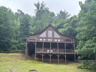 380 Buck Ridge Dr, Murphy, NC 28906