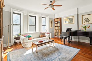 457 3rd St #1L, Brooklyn, NY 11215