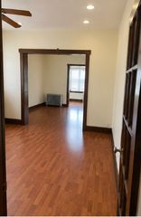 105 W  57th St #1, Bayonne, NJ 07002