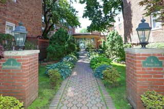 6-8 wooleys Lane #B34, Great Neck, NY 11023