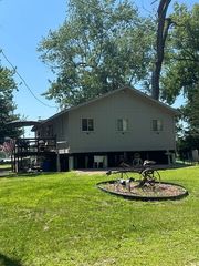 9900 S  252nd St, Waterloo, NE 68069