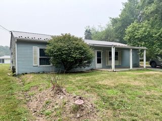 146 Edgewood Cir, Industry, PA 15052