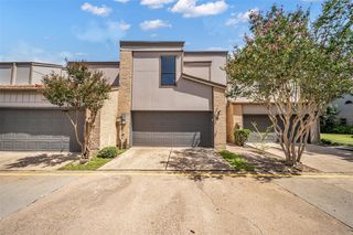880 Tully Rd #14, Houston, TX 77079