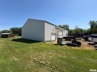 19557 N  State Highway 97, Cuba, IL 61427