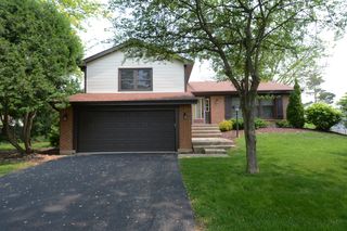 1191 Ivy Ct, Bartlett, IL 60103