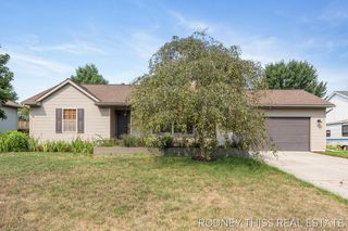 11487 Eagle Nest Ct, Allendale, MI 49401