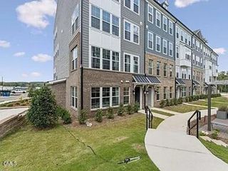 404 Gaston Park Ln #100, Wake Forest, NC 27587