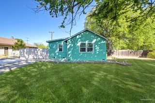 4555 71st St, Sacramento, CA 95820