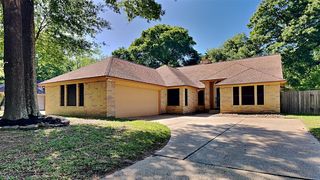 2619 Brookdale Dr, Humble, TX 77339