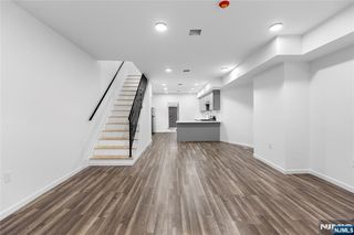 43 1/2 Cortland St, Newark, NJ 07105