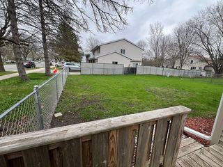 2001 Westbrook Ln, Madison, WI 53711