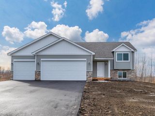 508 Tanner Dr, Waverly, MN 55390