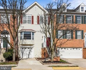 43782 Clemens Ter, Ashburn, VA 20147