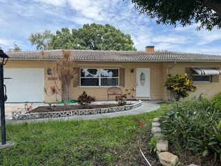 10985 90th Ave, Seminole, FL 33772