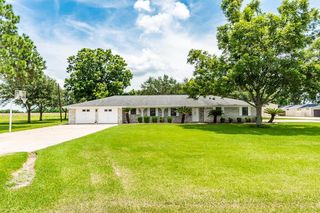 1365 County Road 313, Louise, TX 77455