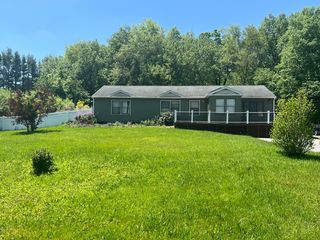 580 Route 32, North Franklin, CT 06254