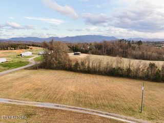 Old Newport Hwy, Dandridge, TN 37725