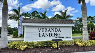 401 SE Crossoak Ln #401, Pt Saint Lucie, FL 34984
