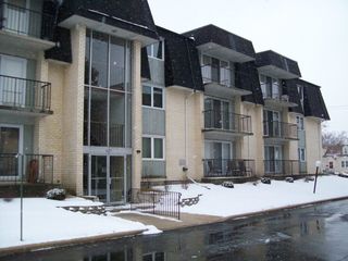 18521 Wentworth Ave #3F, Lansing, IL 60438
