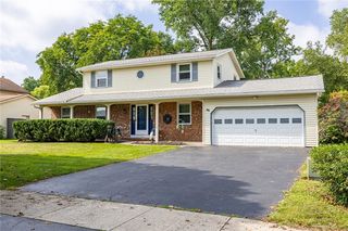 46 Kimberly Anne Dr, Rochester, NY 14606