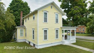 202 N  Main St, Vassar, MI 48768