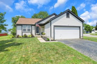 7576 Plainfield Dr, Pickerington, OH 43147