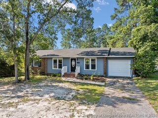 5405 Sandstone Dr, Fayetteville, NC 28311