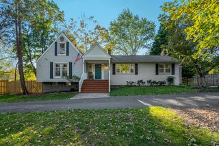 11335 Waples Mill Rd, Oakton, VA 22124