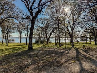 2116 S  Oaks Ln, Lone Oak, TX 75453