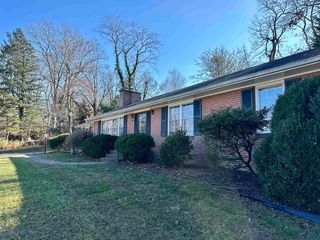 1406 Highland Cir, Blacksburg, VA 24060