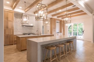 2906 Mill Reef Cv, Austin, TX 78746