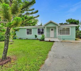 4218 Sherri Ct, Lake Worth, FL 33461
