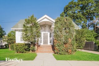 838 Duncan Ave, Elgin, IL 60120