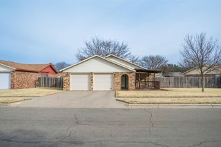 8305 Gary Ave, Lubbock, TX 79423