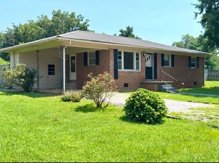 103 Garden St, Estill Springs, TN 37330