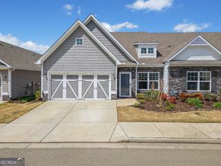 510 Riverview Ln, Canton, GA 30114