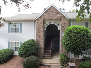4020 Whirlaway Ct, Clemmons, NC 27012