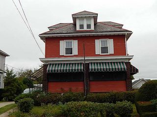 802 8th Ave, Irwin, PA 15642