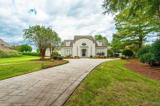 8048 Westchester Pl, Montgomery, AL 36117